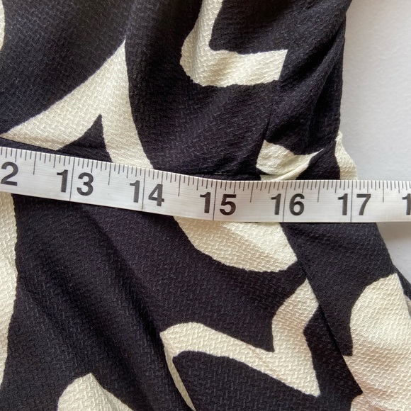 Farm Rio Sinead Jumpsuit Heart Print Sz Large Black Valentines Wide Leg Chic - Picture 10 of 14